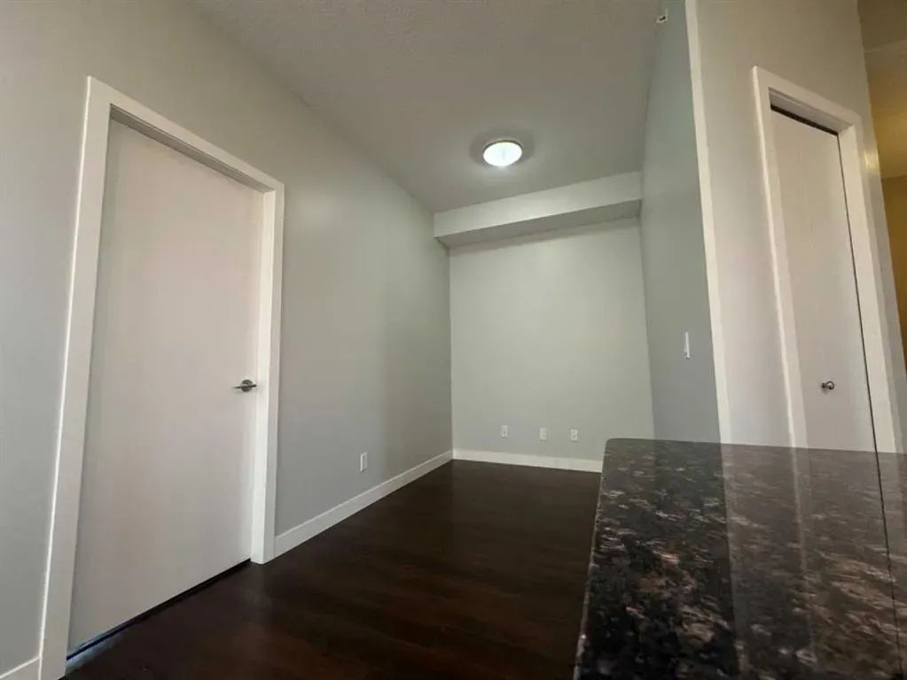 4303 1 Street NE, #528