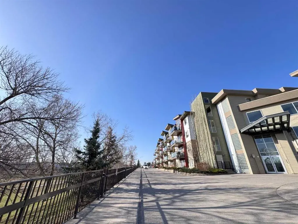 4303 1 Street NE, #528