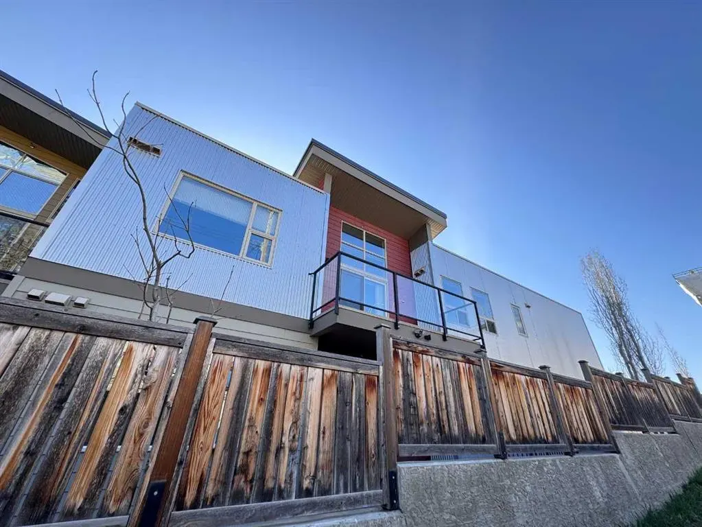 4303 1 Street NE, #528