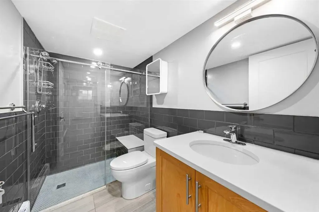 30 Hidden Circle NW