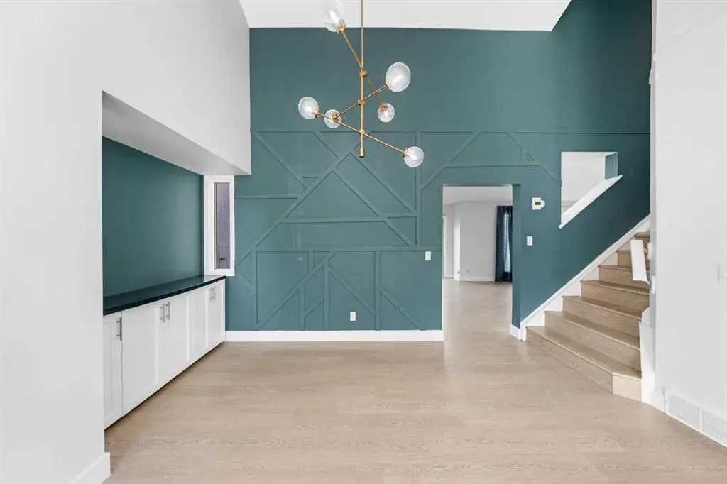 30 Hidden Circle NW
