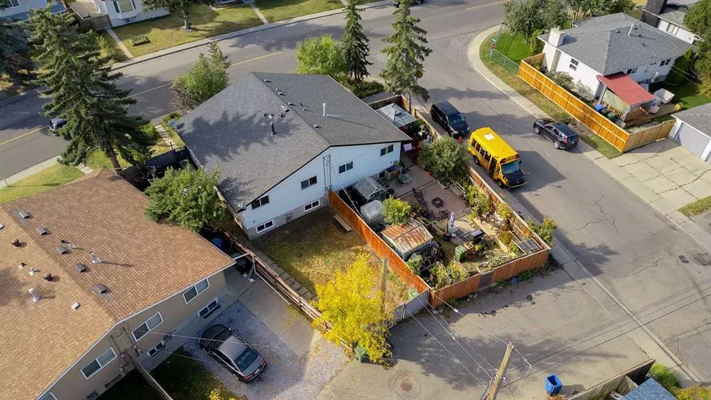 5204 Marbank Drive NE