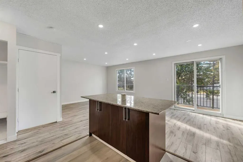 5204 Marbank Drive NE