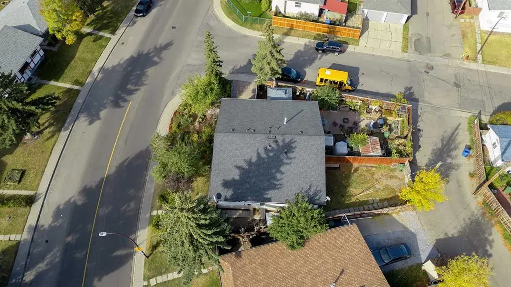 5204 Marbank Drive NE