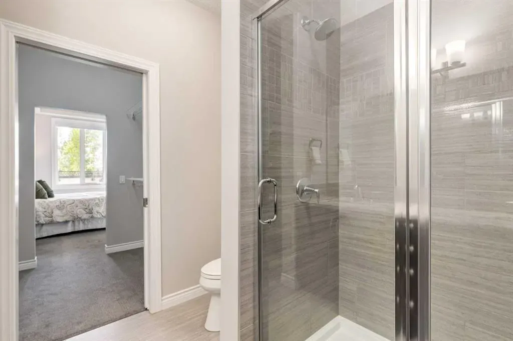 39 Quarry Gate SE, #302