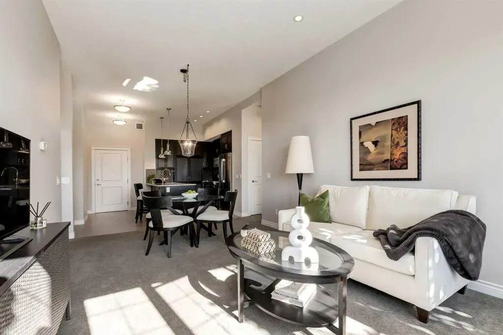39 Quarry Gate SE, #302