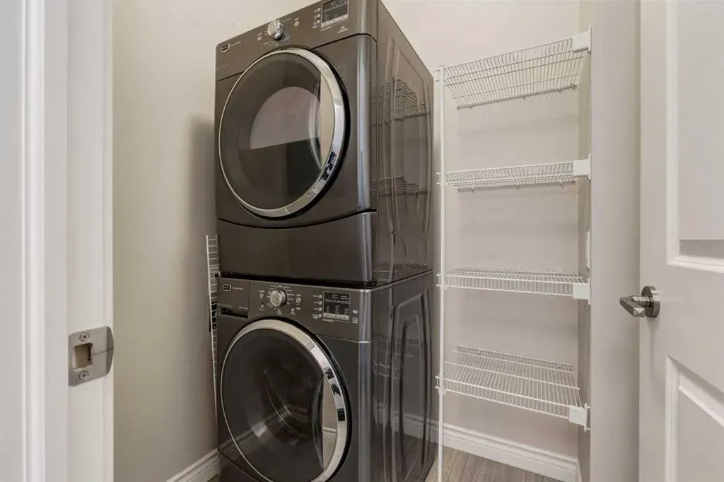 39 Quarry Gate SE, #302