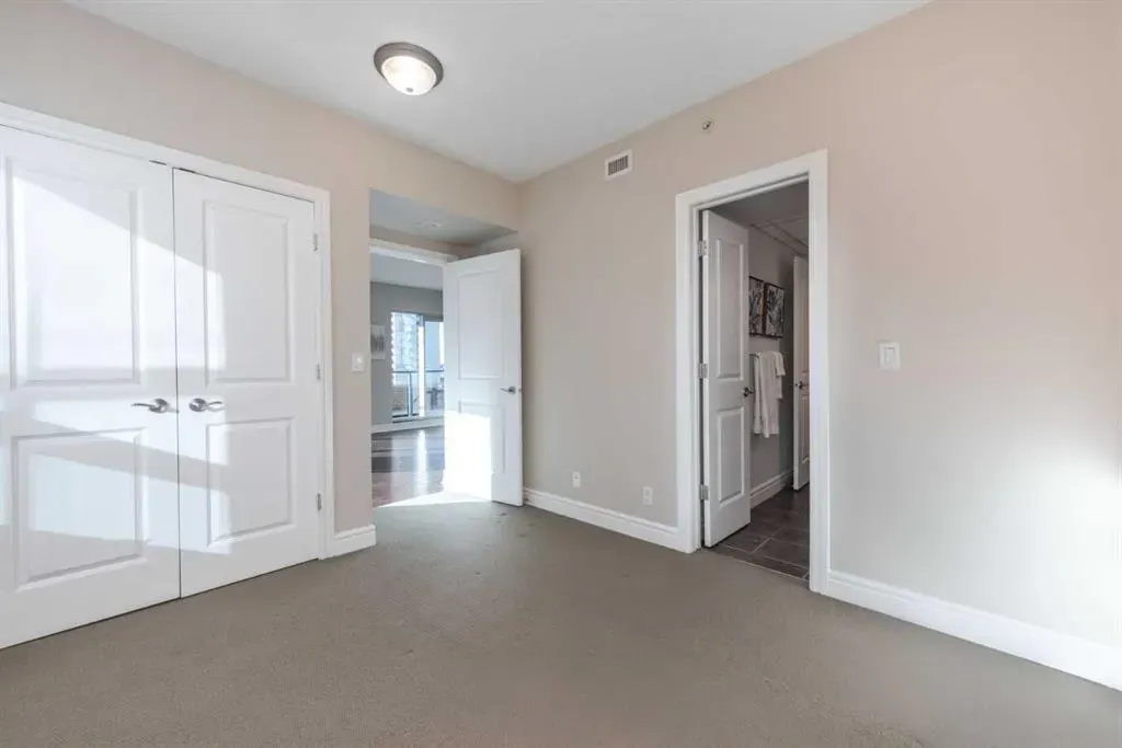 920 5 Avenue SW, #1807