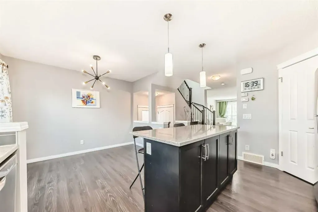 443 Cranford Park SE