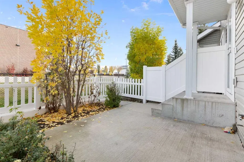 177 Tuscany Court NW