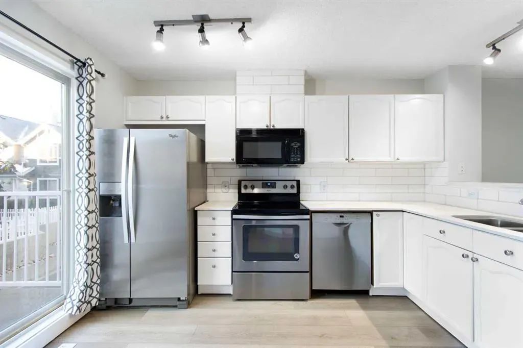 177 Tuscany Court NW