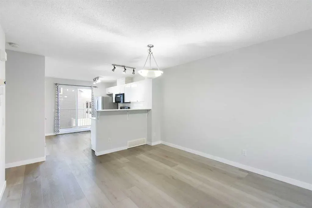 177 Tuscany Court NW