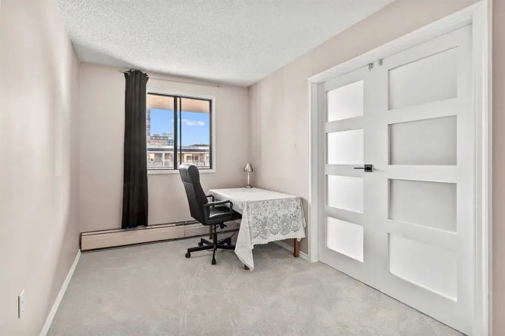 718 12 Avenue SW, #704