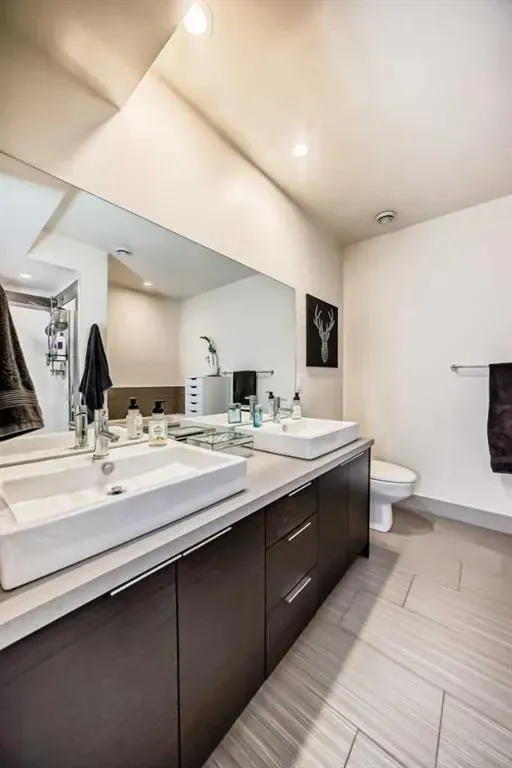 1707 27 Avenue SW, #204