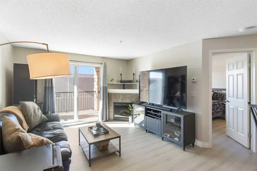 505 Railway Street W, #2204