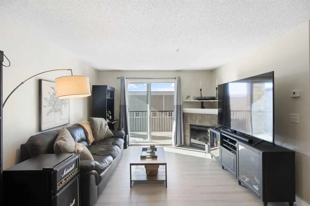 505 Railway Street W, #2204