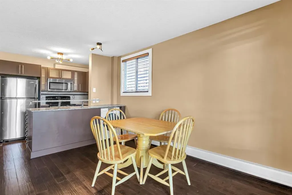 2209 14 Street SW, #201