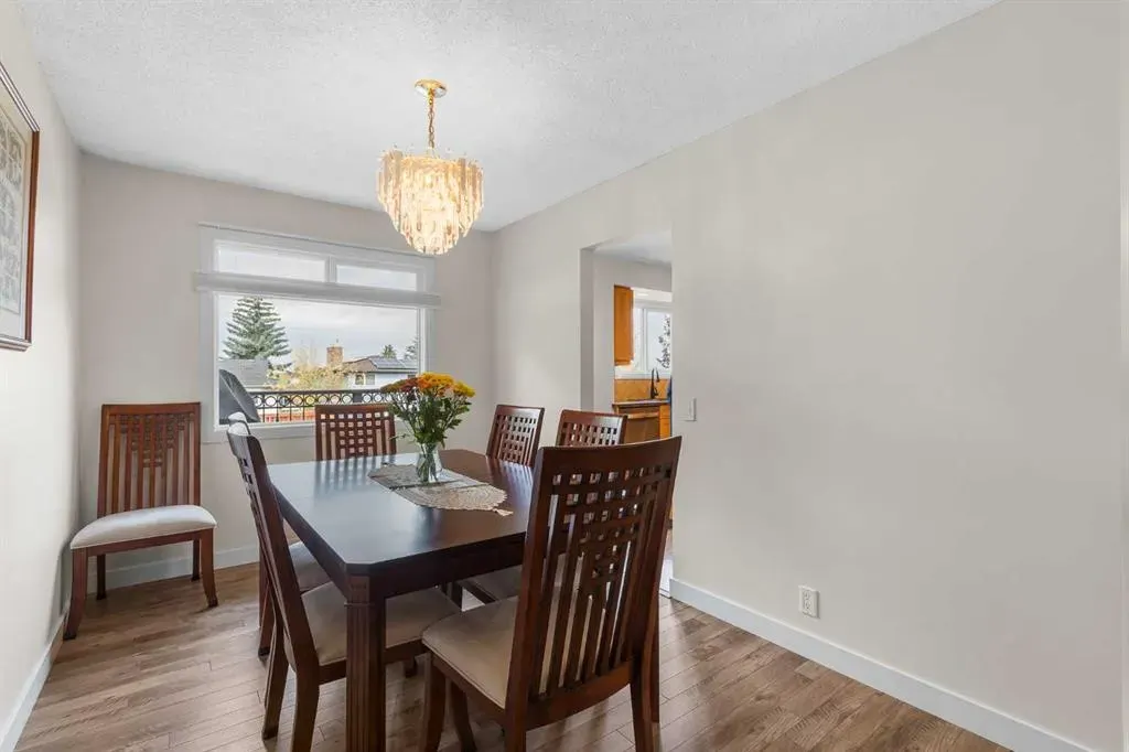 108 Beaconsfield Rise NW