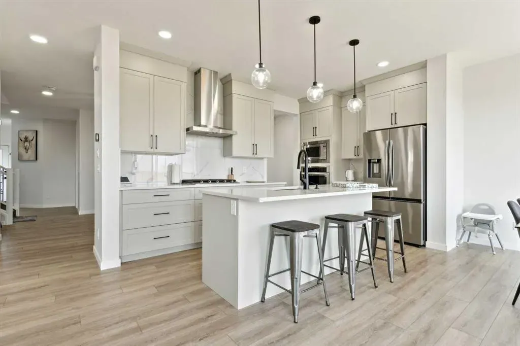 44 Magnolia Crescent SE
