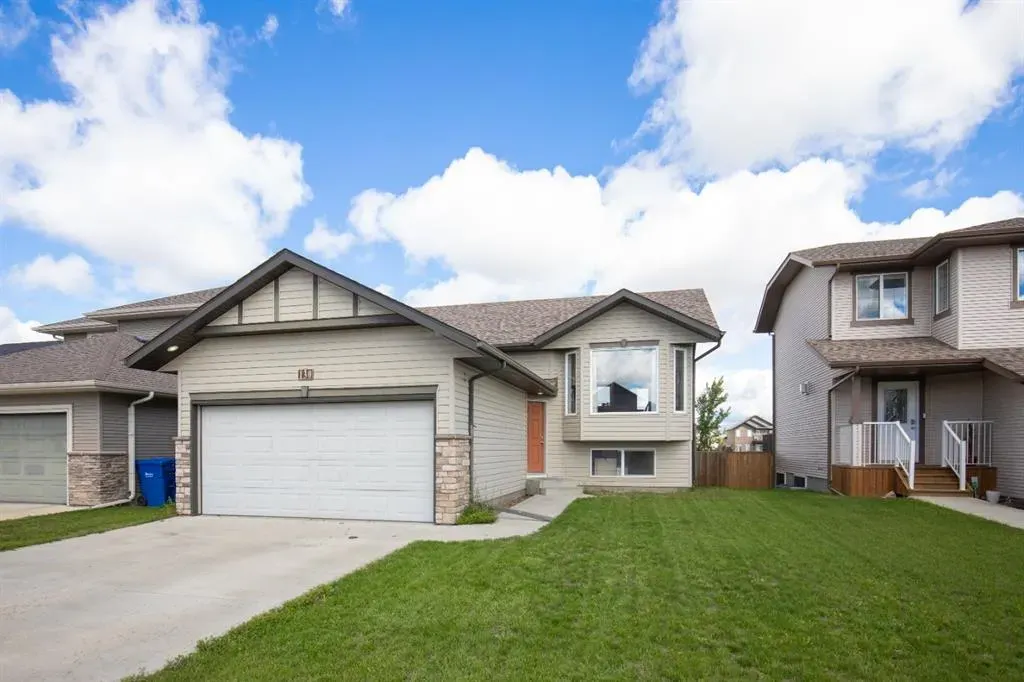 130 Larsen Crescent