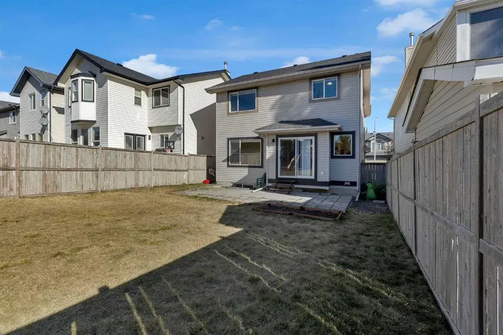 368 Kincora Drive NW