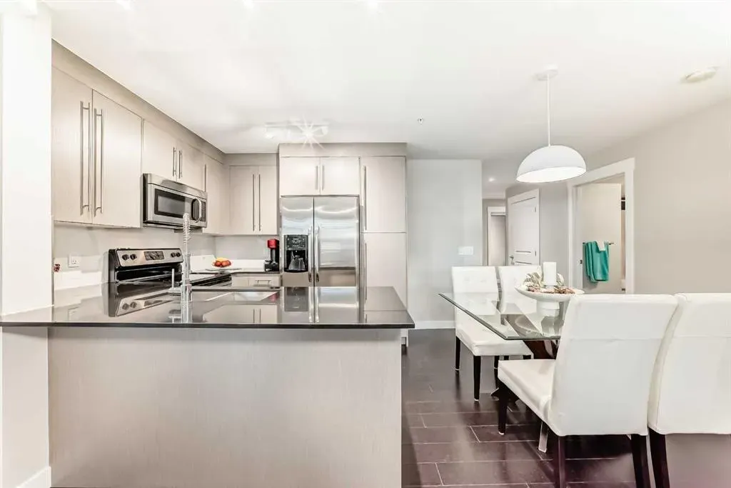 11 MAHOGANY Row SE, #2103