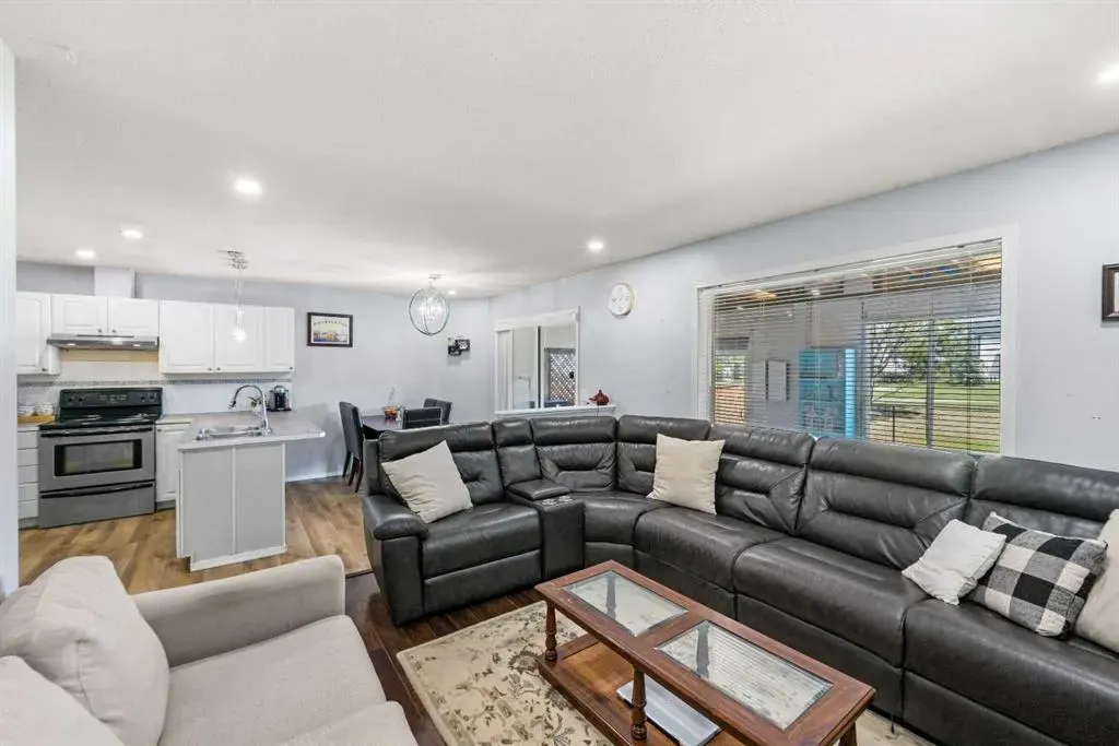 48 Martha's Haven Green NE