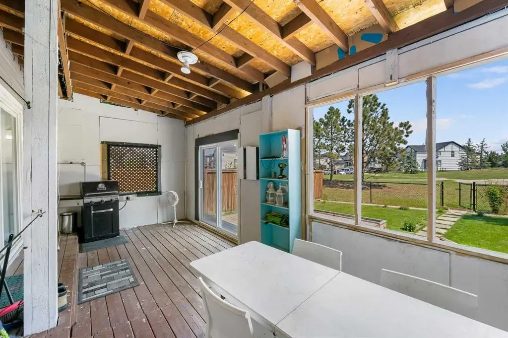 48 Martha's Haven Green NE