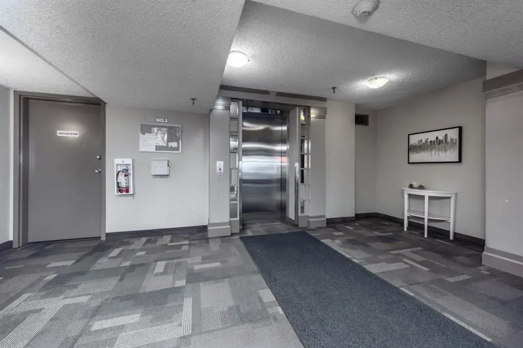 647 1 Avenue NE, #307