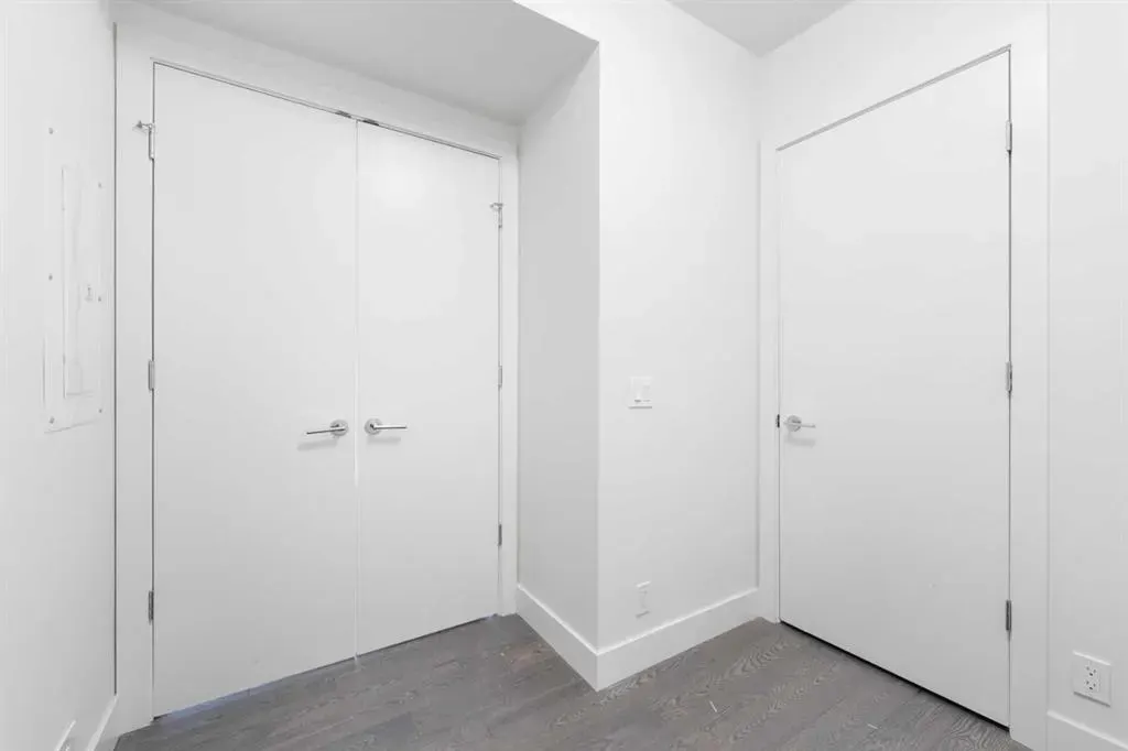 1025 5 Avenue SW, #103