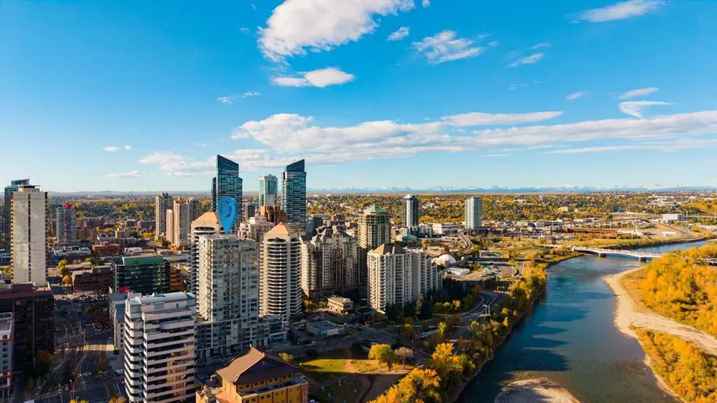 1025 5 Avenue SW, #103
