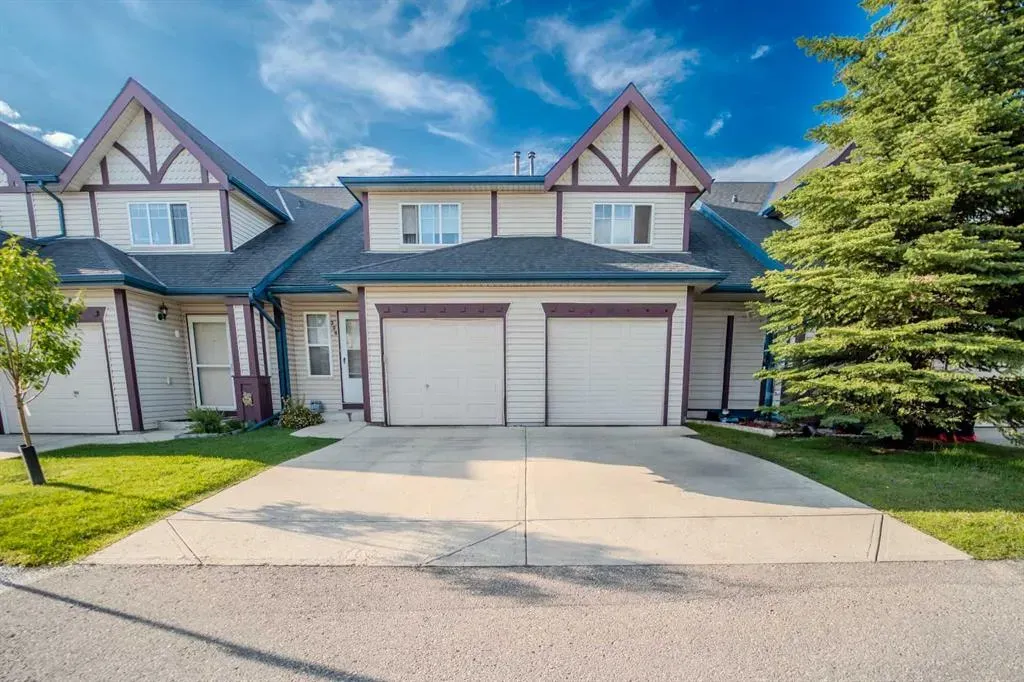 310 Country Village Cape NE