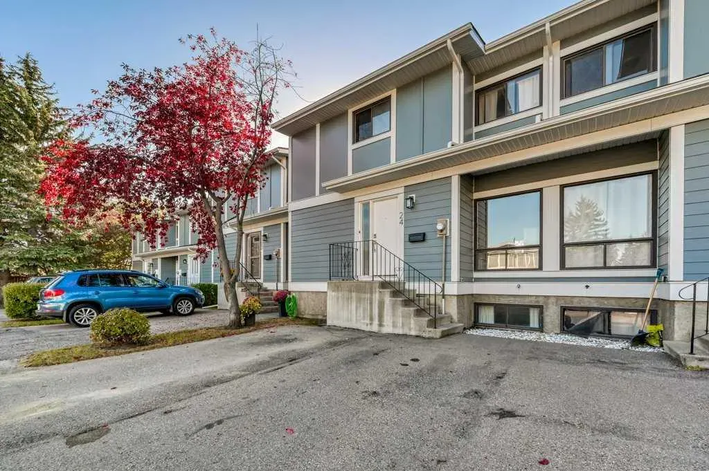 2210 Oakmoor Drive SW, #24
