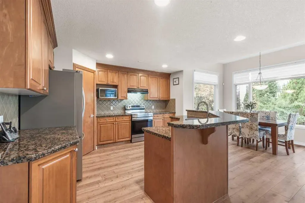 7 Everglade Circle SW