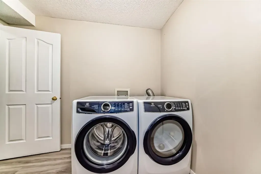 4000 Somervale Court SW, #208