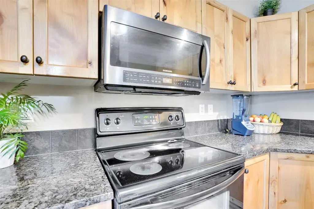 300 Palliser Lane, #218