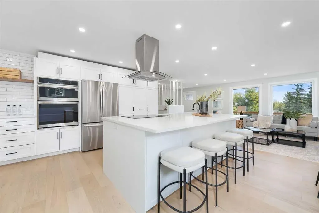 328 Cantrell Place SW