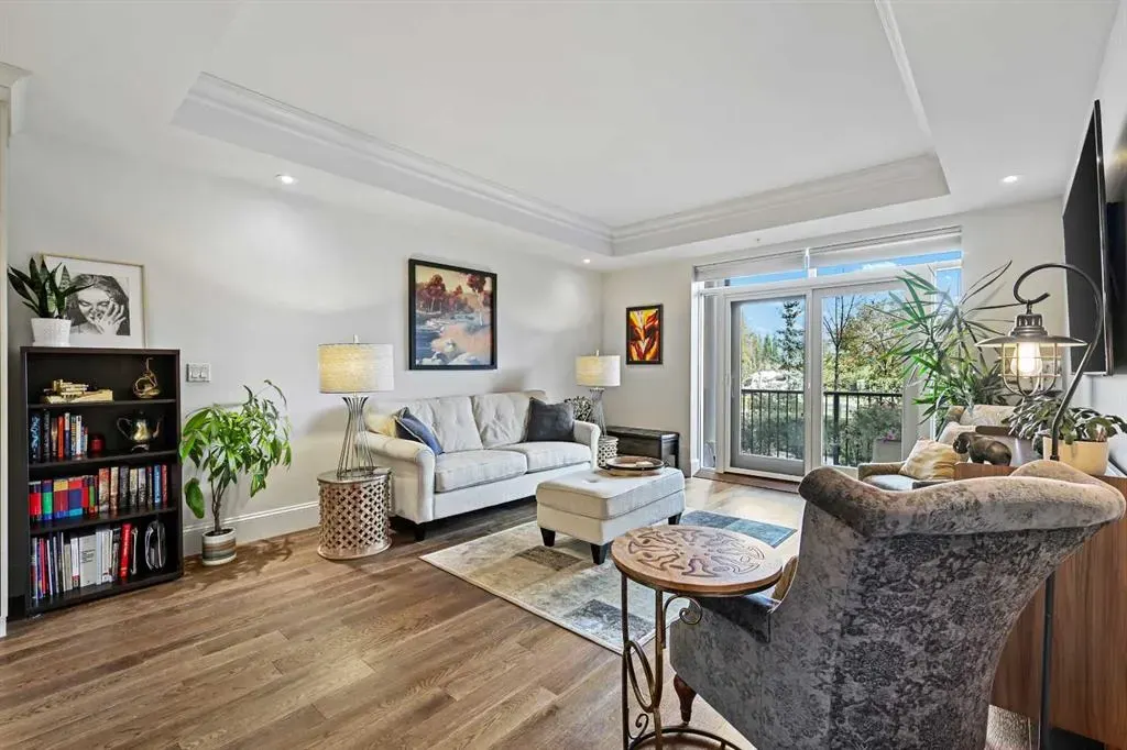 211 Quarry Way SE, #104