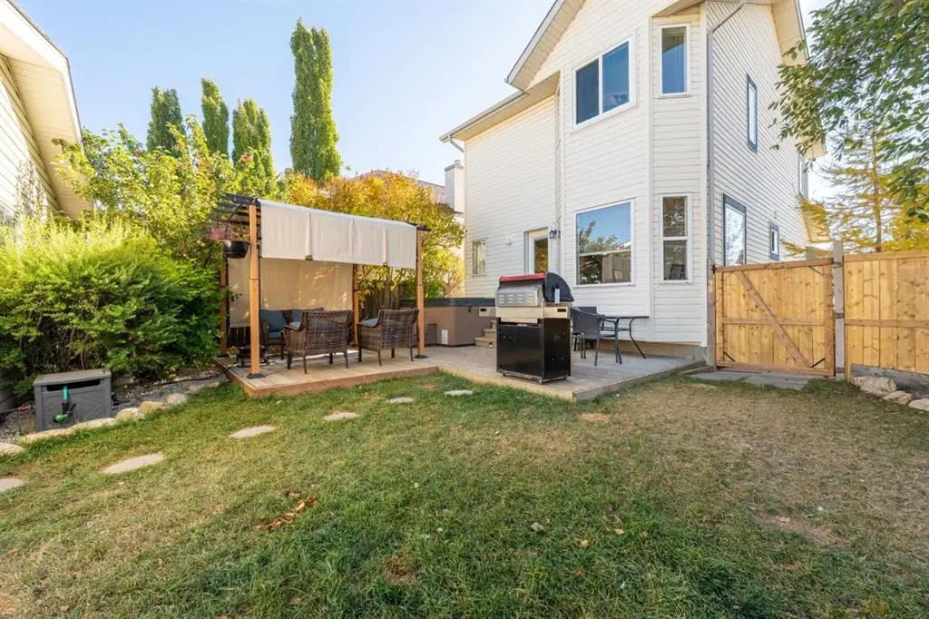 291 Arbour Grove Close NW