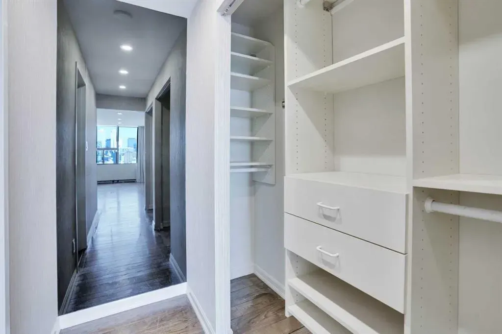 330 26 Avenue SW, #1703