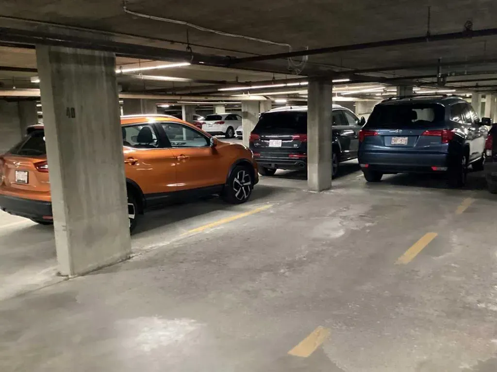 330 26 Avenue SW, #1703