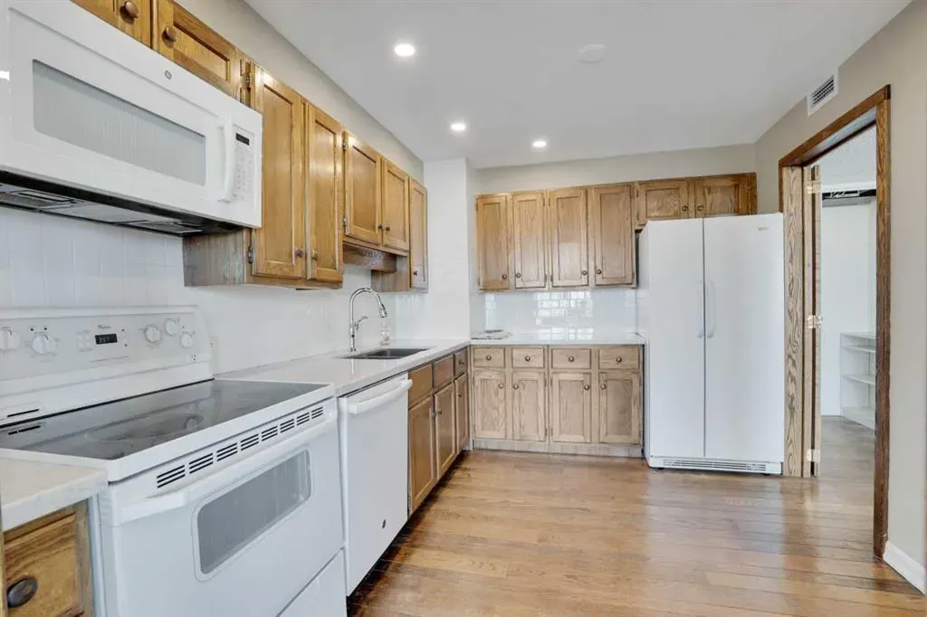 330 26 Avenue SW, #1703