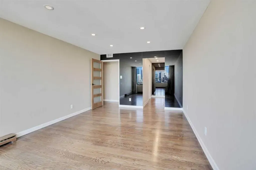 330 26 Avenue SW, #1703