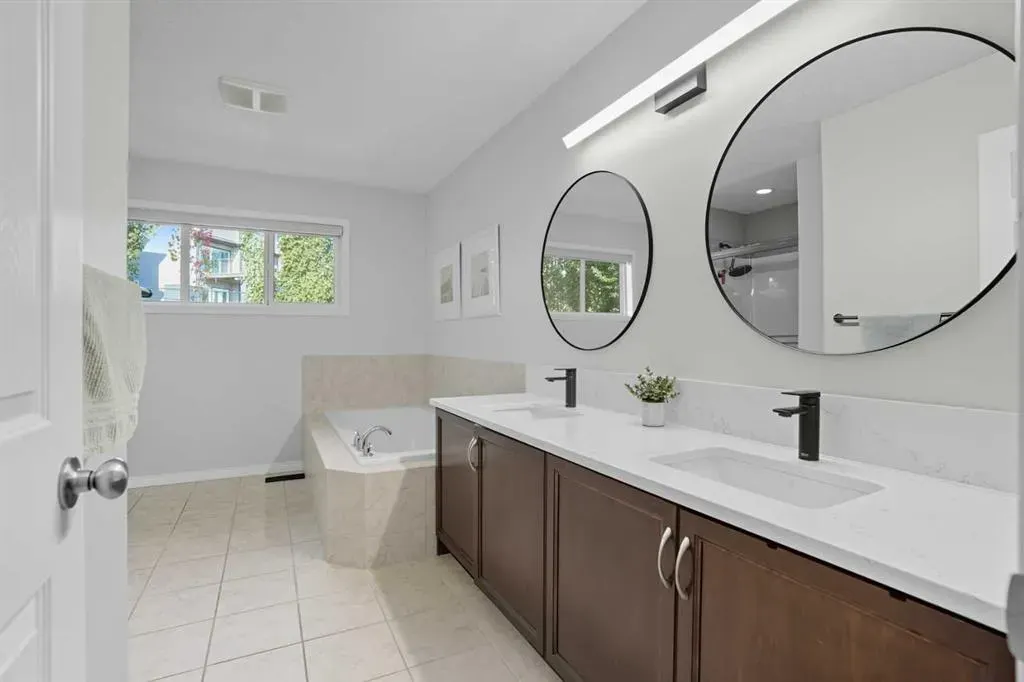 237 Kincora Glen Rise NW