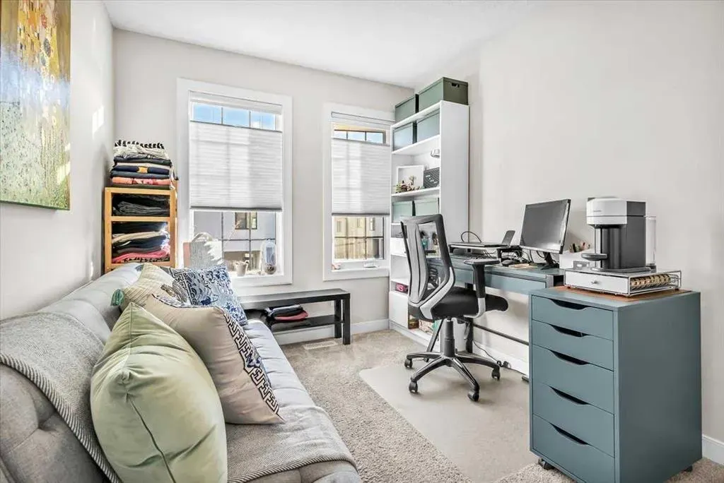 81 Greenbriar Place NW, #232