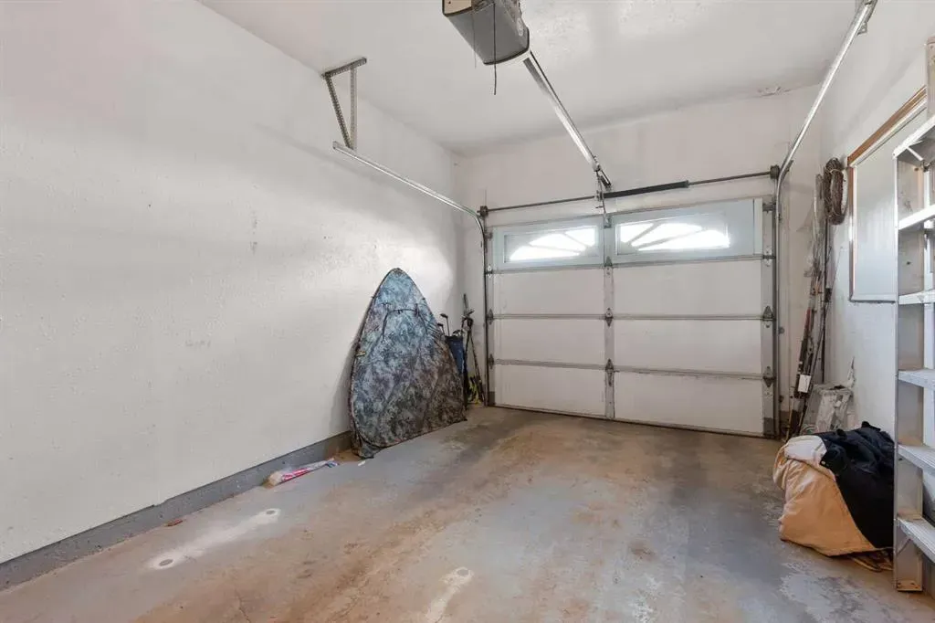 4102 Silverpark Estates Close