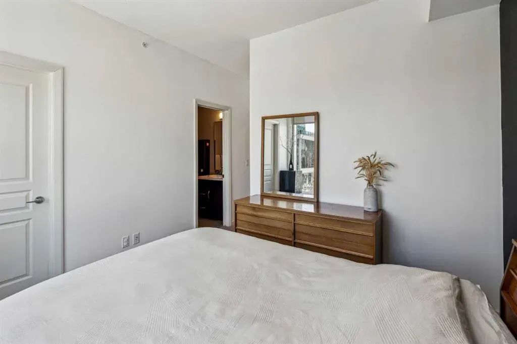 1320 1 Street SE, #2807
