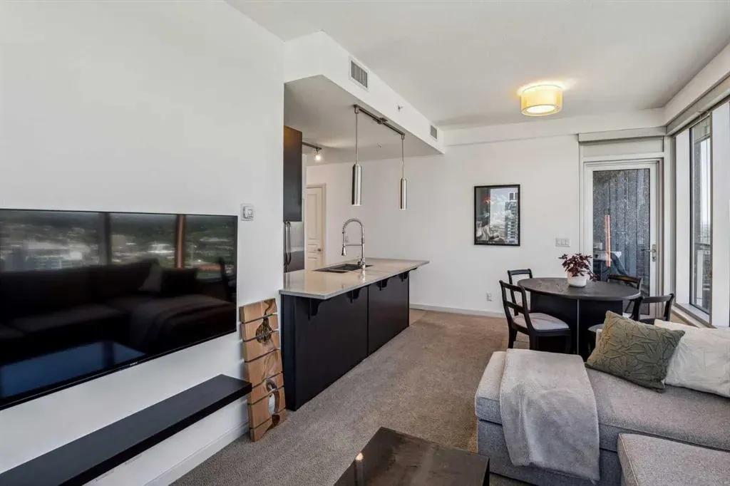 1320 1 Street SE, #2807