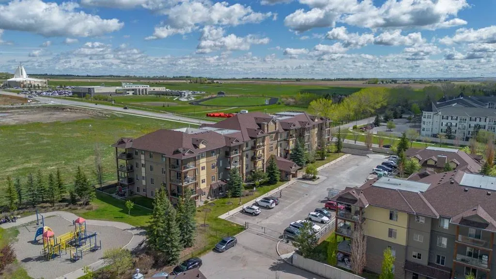 92 Crystal Shores Road, #4214