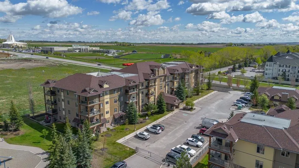 92 Crystal Shores Road, #4214